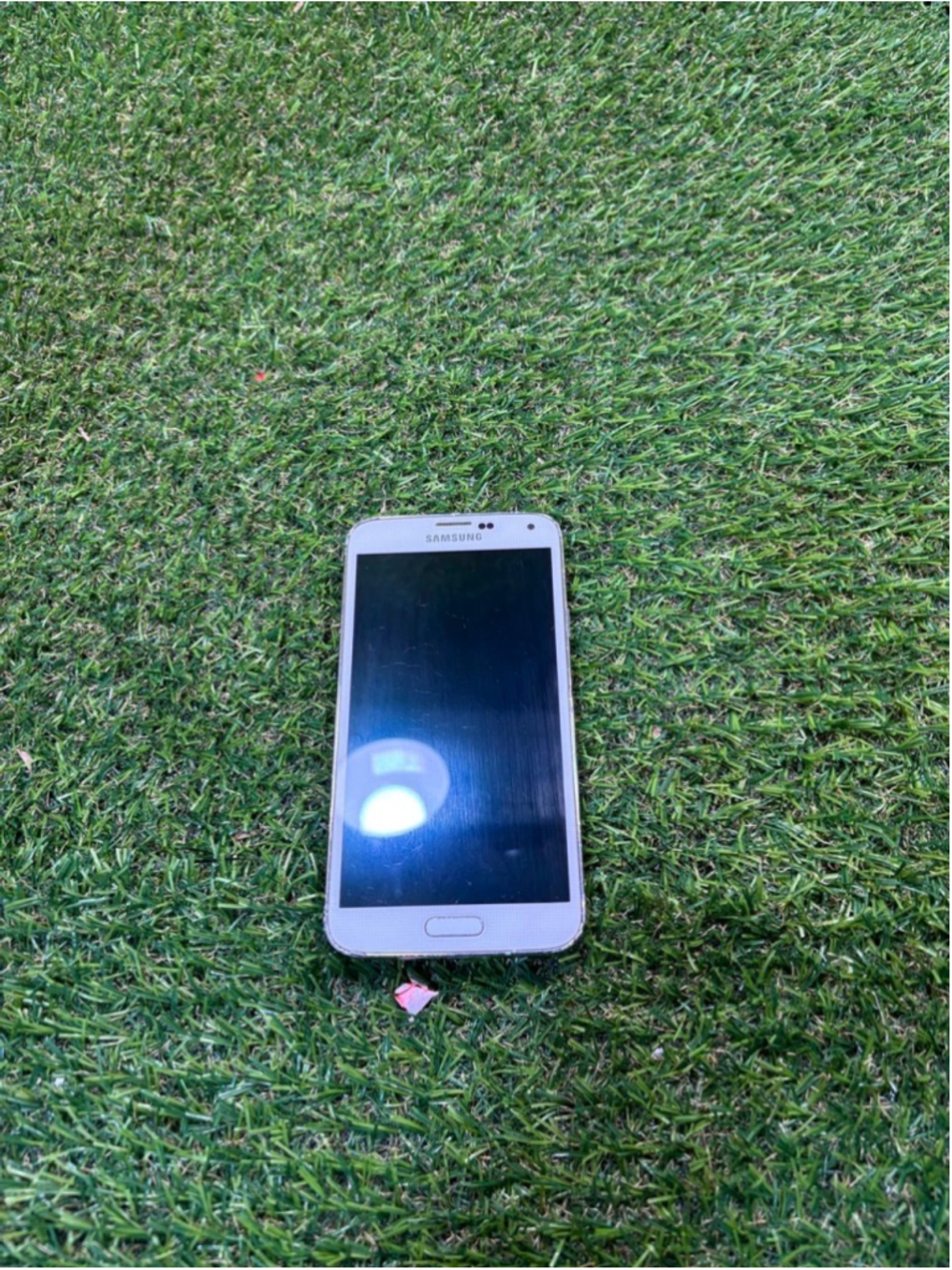 Samsung Galaxy S5 Smartphone White Silver #1033